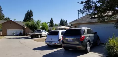 3330 E Douglas Ave, Visalia, CA 93292 photo 12
