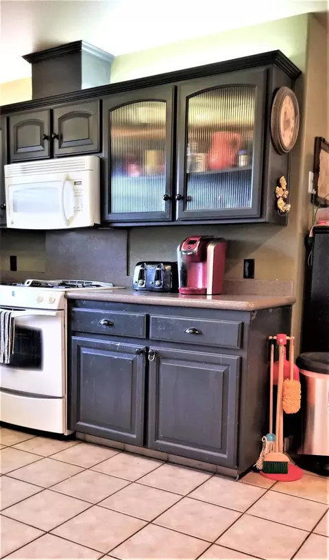 3330 E Douglas Ave, Visalia, CA 93292 photo 14