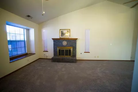1204 E Fairview Ave, Tulare, CA 93274 photo 24