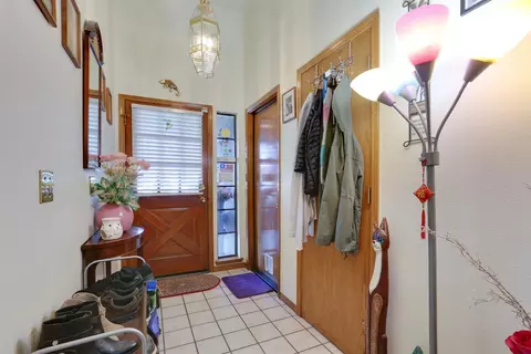 942 Willowood Ct, Hanford, CA 93230 photo 5
