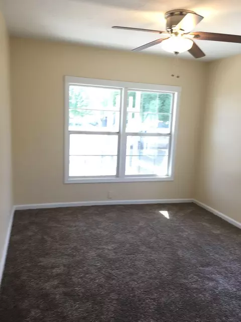 235 N C St, Exeter, CA 93221 photo 4
