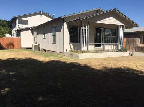 235 N C St, Exeter, CA 93221 photo 1