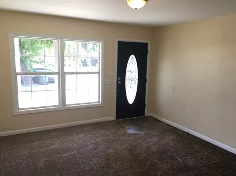 235 N C St, Exeter, CA 93221 photo 2