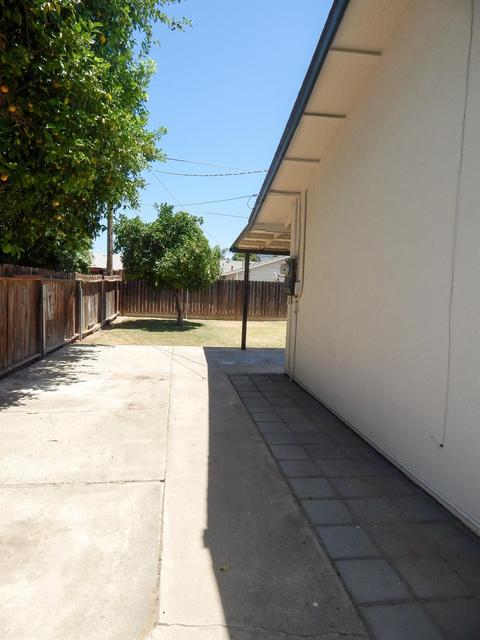 864 Banyan Dr, Lemoore, CA 93245 photo 35
