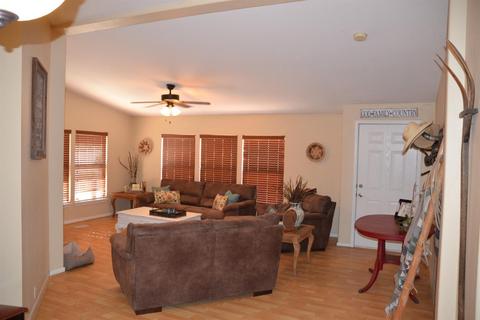 33597 Globe Dr, Springville, CA 93265 photo 3
