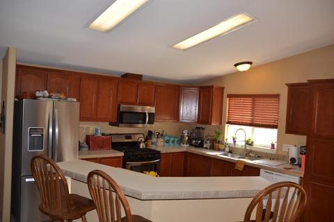 33597 Globe Dr, Springville, CA 93265 photo 4