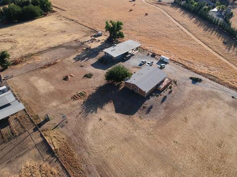 33597 Globe Dr, Springville, CA 93265 photo 19
