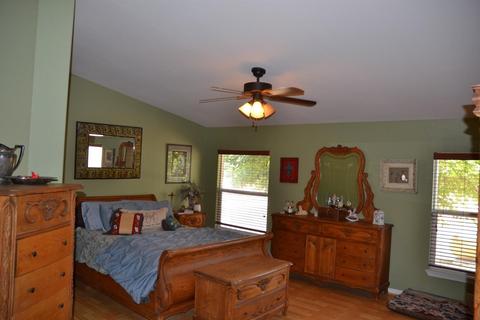 33597 Globe Dr, Springville, CA 93265 photo 7