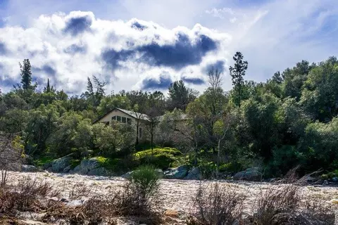 44255 Sierra Dr, Three Rivers, CA 93271 photo 19