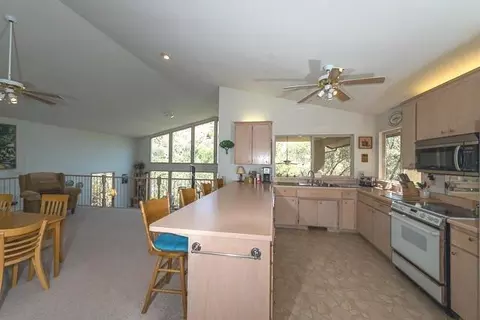 44255 Sierra Dr, Three Rivers, CA 93271 photo 8