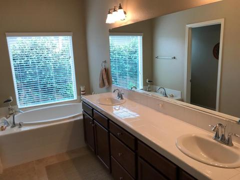 4325 E Hillcrest Ave, Visalia, CA 93292 photo 28