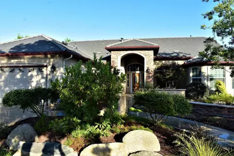 783 Park Place Ct, Exeter, CA 93221 photo 2