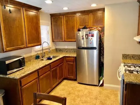911 S Maple St, Pixley, CA 93256 photo 5