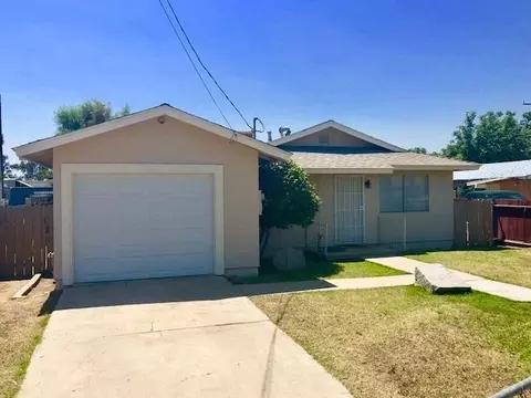 911 S Maple St, Pixley, CA 93256 photo 1