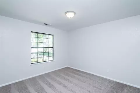 2021 E Harvard Ct, Visalia, CA 93292 photo 19