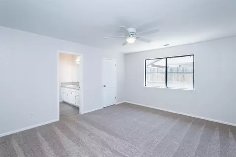 2021 E Harvard Ct, Visalia, CA 93292 photo 15