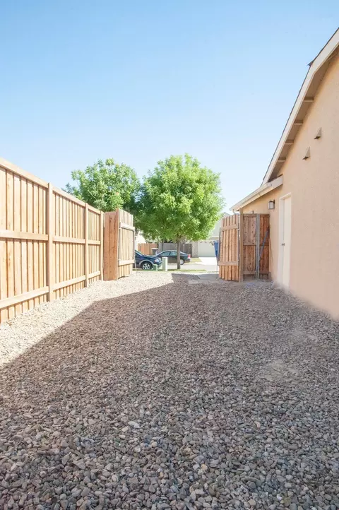 1100 Avalon Dr, Lemoore, CA 93245 photo 20