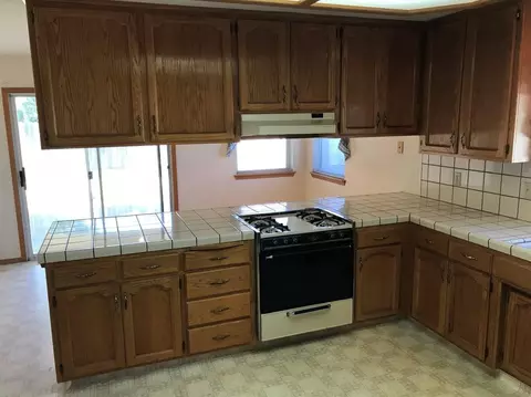 3550 E Roosevelt Ave, Visalia, CA 93292 photo 9