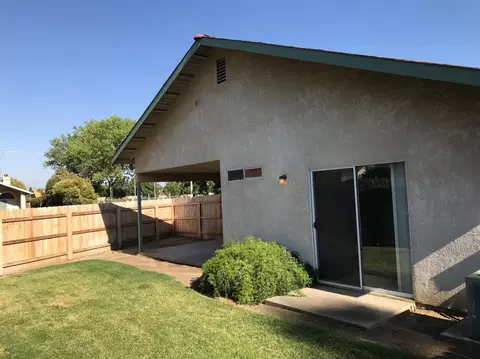 3550 E Roosevelt Ave, Visalia, CA 93292 photo 4
