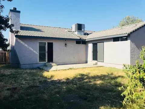 1836 E Douglas Ave, Visalia, CA 93292 photo 19