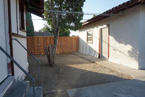 388 N L St, Dinuba, CA 93618 photo 14