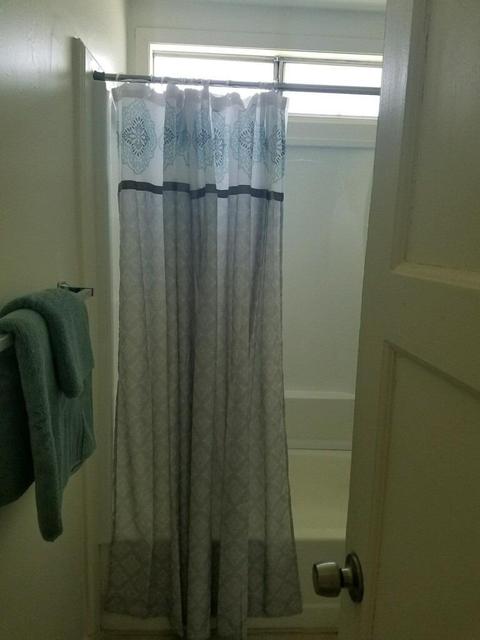 521 E Laurel Ave, Visalia, CA 93292 photo 6