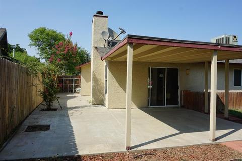 731 Oporto St, Lemoore, CA 93245 photo 11