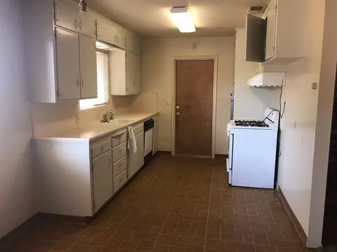 700 E Cedar St, Exeter, CA 93221 photo 7