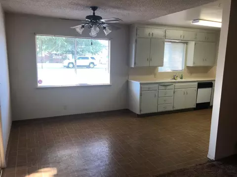 700 E Cedar St, Exeter, CA 93221 photo 10