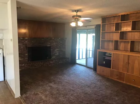 700 E Cedar St, Exeter, CA 93221 photo 13