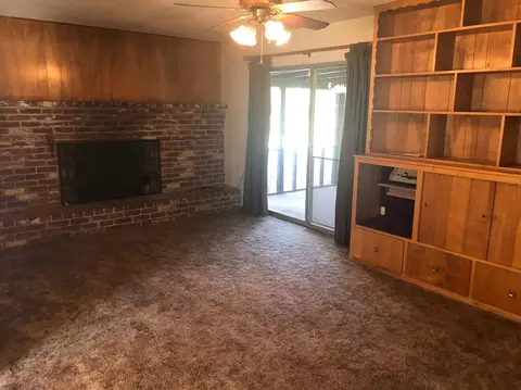 700 E Cedar St, Exeter, CA 93221 photo 11
