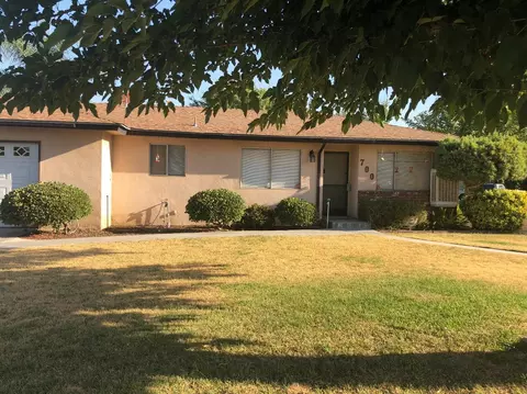 700 E Cedar St, Exeter, CA 93221 photo 2