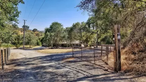37554 E Kings Canyon Rd, Dunlap, CA 93621 photo 3
