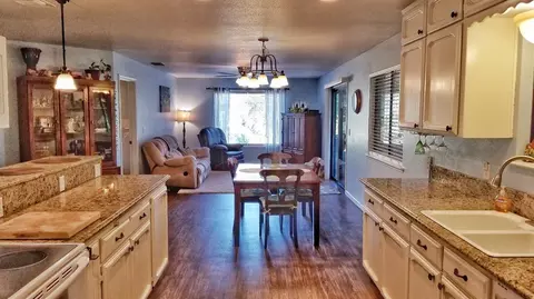 37554 E Kings Canyon Rd, Dunlap, CA 93621 photo 15