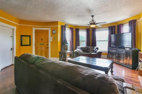 541 S Kaweah Ave, Exeter, CA 93221 photo 6
