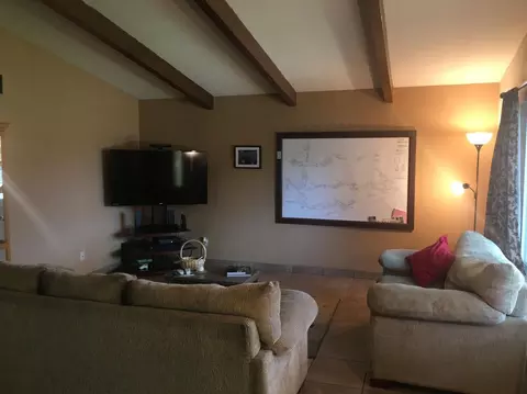 613 W Pine St, Exeter, CA 93221 photo 3