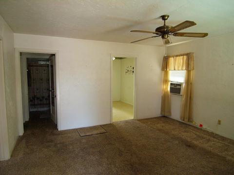 261 S Francis Ave, Exeter, CA 93221 photo 5