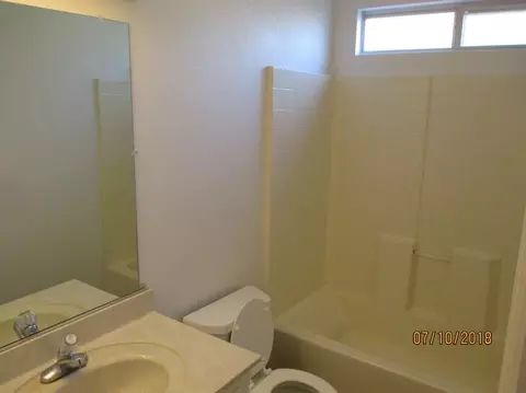 540 E Conway Ct, Visalia, CA 93292 photo 18
