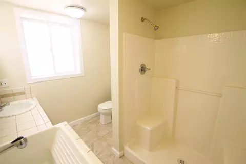 7182 22nd Ave, Lemoore, CA 93245 photo 30