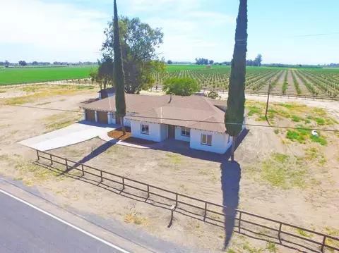 7182 22nd Ave, Lemoore, CA 93245 photo 4