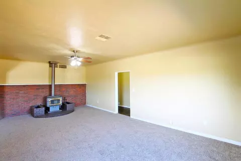 7182 22nd Ave, Lemoore, CA 93245 photo 17