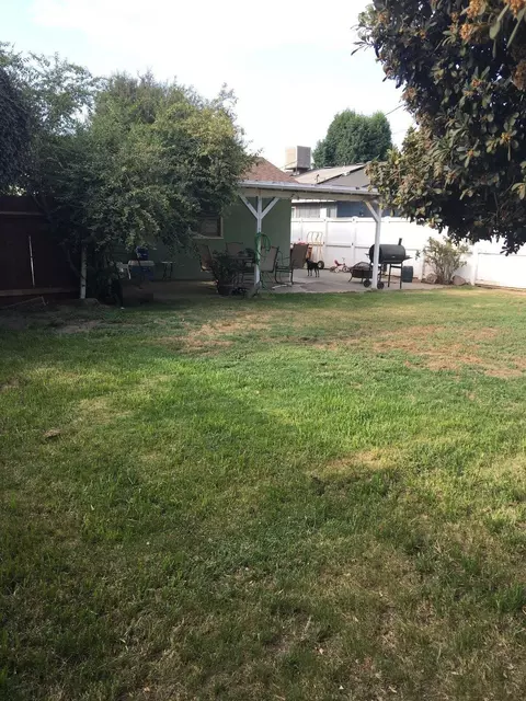 905 E Academy Ave, Tulare, CA 93274 photo 37