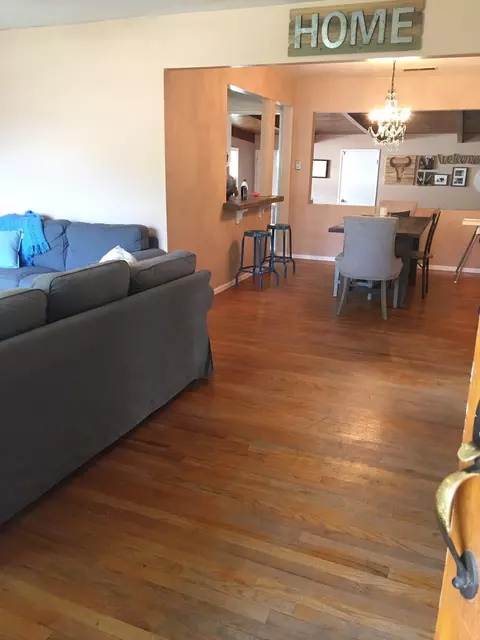 905 E Academy Ave, Tulare, CA 93274 photo 12