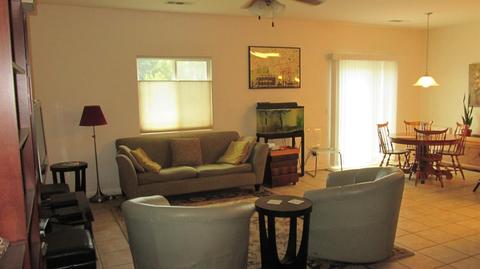431 E Riverbend Ct, Visalia, CA 93291 photo 6