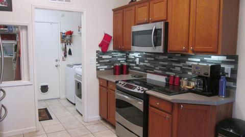 431 E Riverbend Ct, Visalia, CA 93291 photo 7