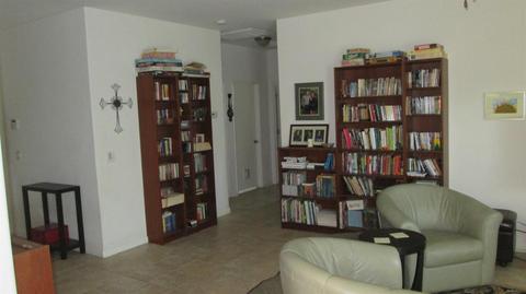 431 E Riverbend Ct, Visalia, CA 93291 photo 5