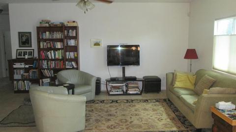 431 E Riverbend Ct, Visalia, CA 93291 photo 4