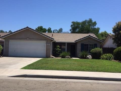 4131 E Iris, Visalia, CA 93292 photo 1