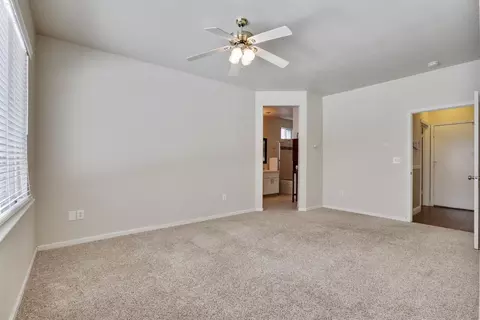 1738 Castle Way, Lemoore, CA 93245 photo 21