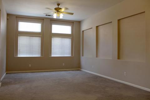 2437 E Seeger Ave, Visalia, CA 93292 photo 5